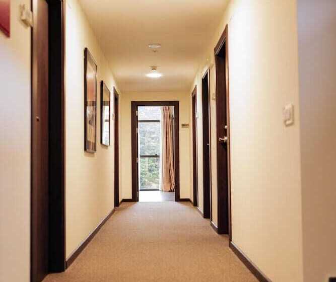 호텔 Villa Rosario Ii, Edificio Moderno