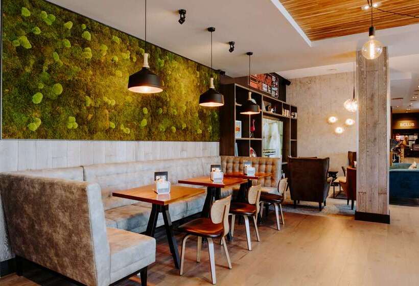 Village Hotel Farnborough