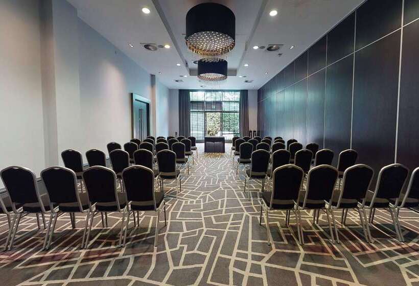 Village Hotel Farnborough