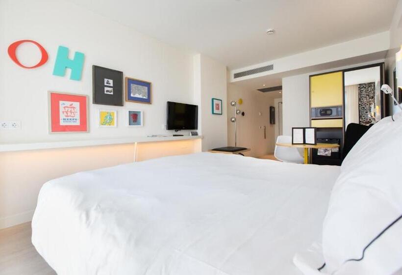 Hotel Vincci Bit