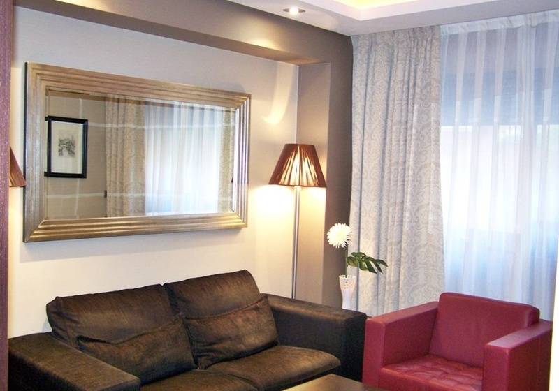 فندق Washington Parquesol Suites &