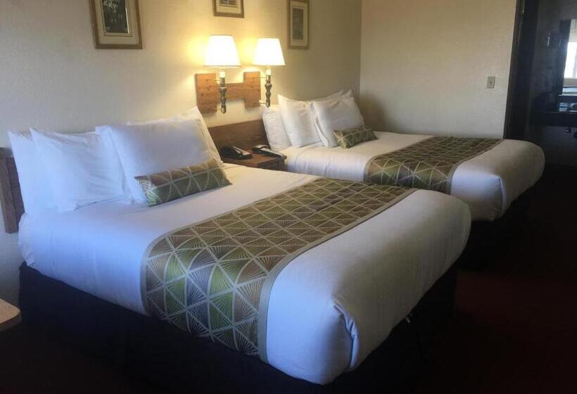 فندق Westward Inn