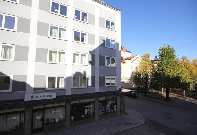 פונדק Vattengrändens Vandrarhem &