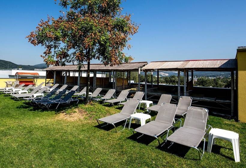 Novapark Flugzeughotel Graz