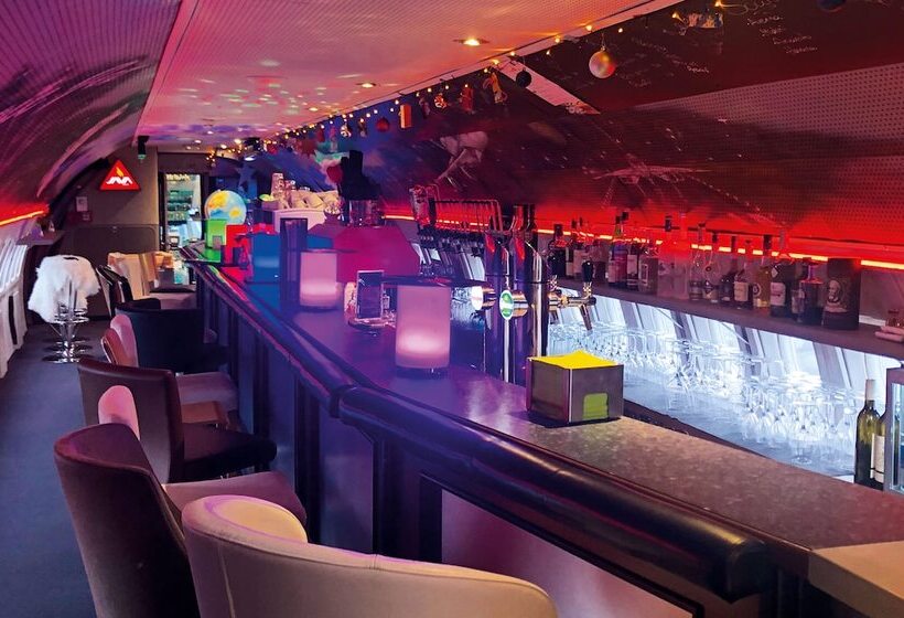 Novapark Flugzeughotel Graz