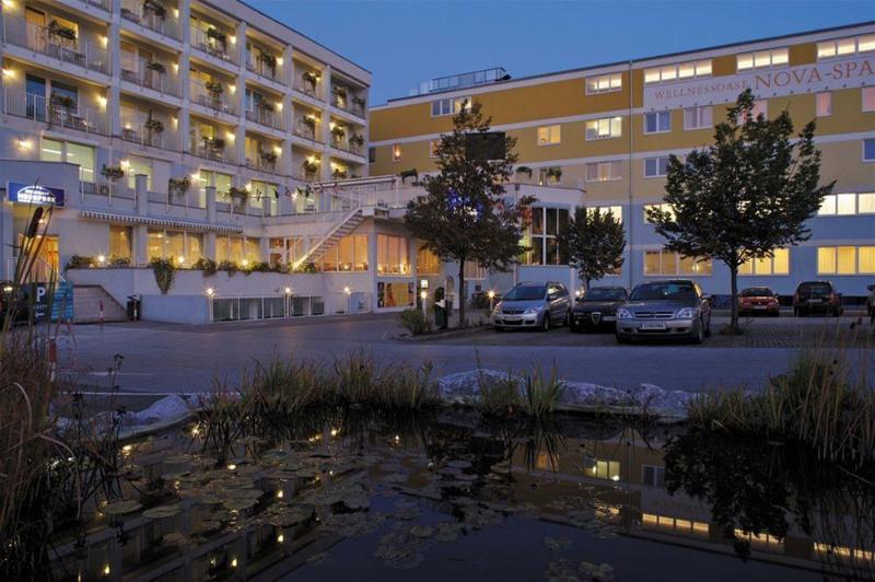 Novapark Flugzeughotel Graz