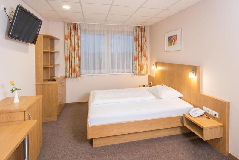 Novapark Flugzeughotel Graz