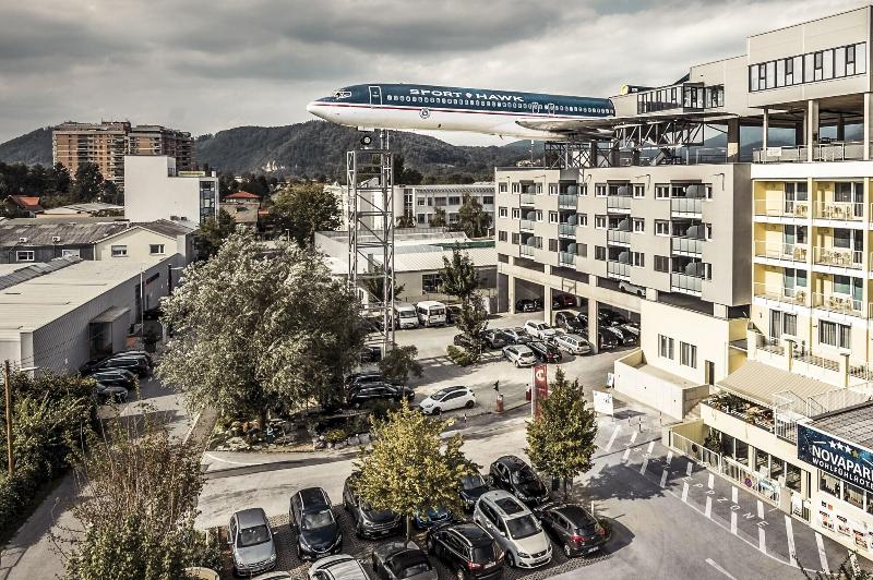 Novapark Flugzeughotel Graz
