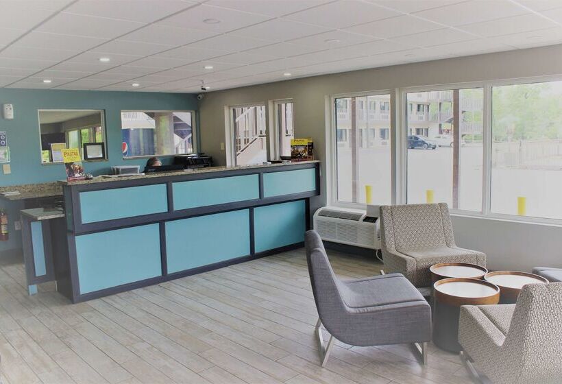 ホテル River Front Inn