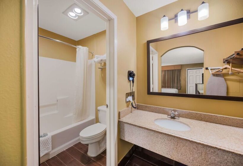 Surestay Hotel By Best Western Mt Pleasant