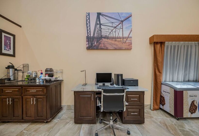 Surestay Hotel By Best Western Mt Pleasant