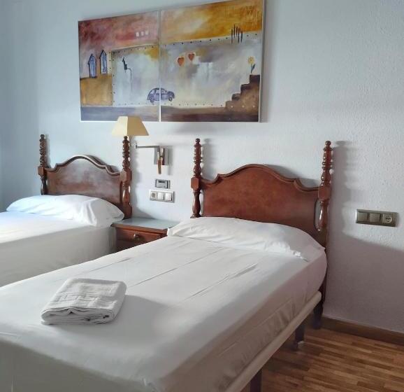 בית מלון כפרי Hostal Los Infantes