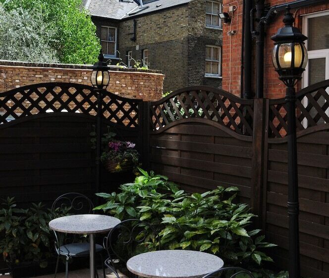 Abercorn House   Hostel