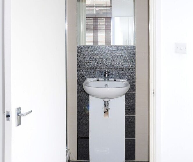 Abercorn House Hostel