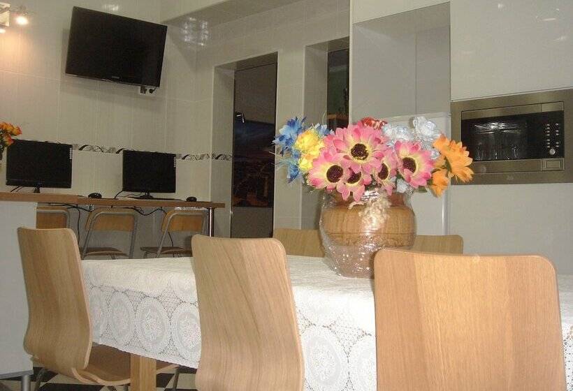 هاستل Downtown Guest House