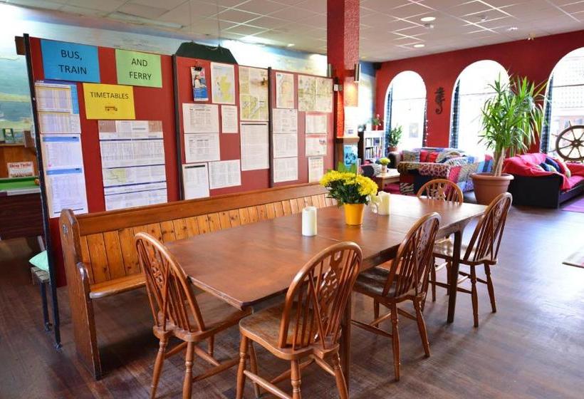 هاستل Oban Backpackers