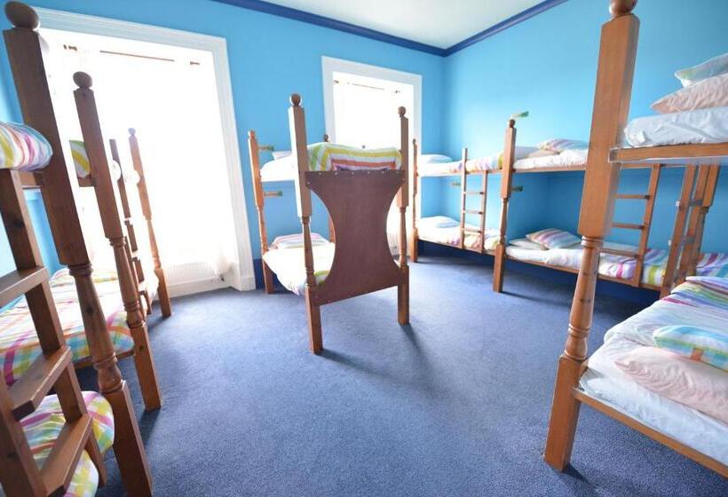 هاستل Oban Backpackers