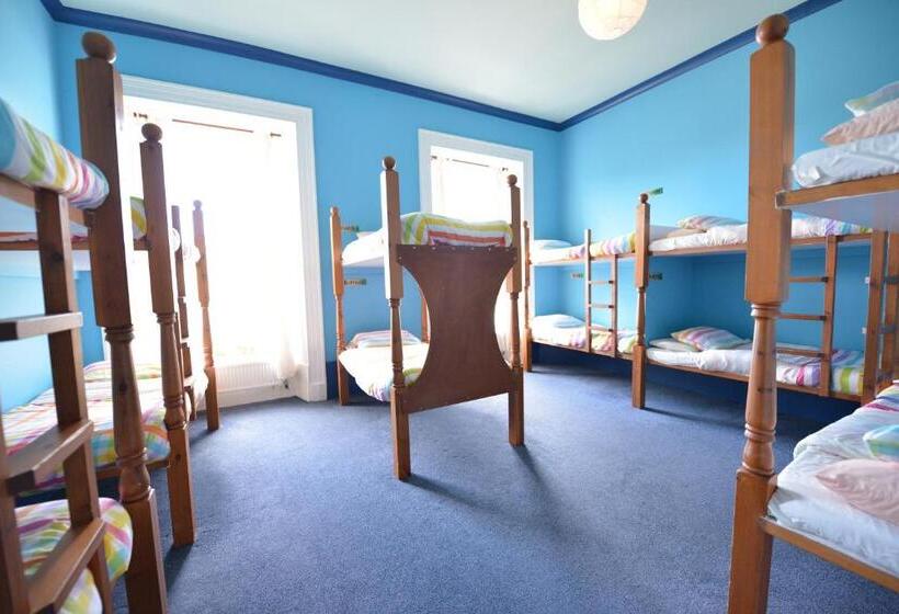 هاستل Oban Backpackers