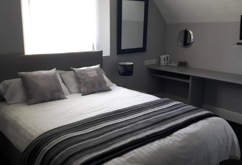 Общежитие Surfside Stop