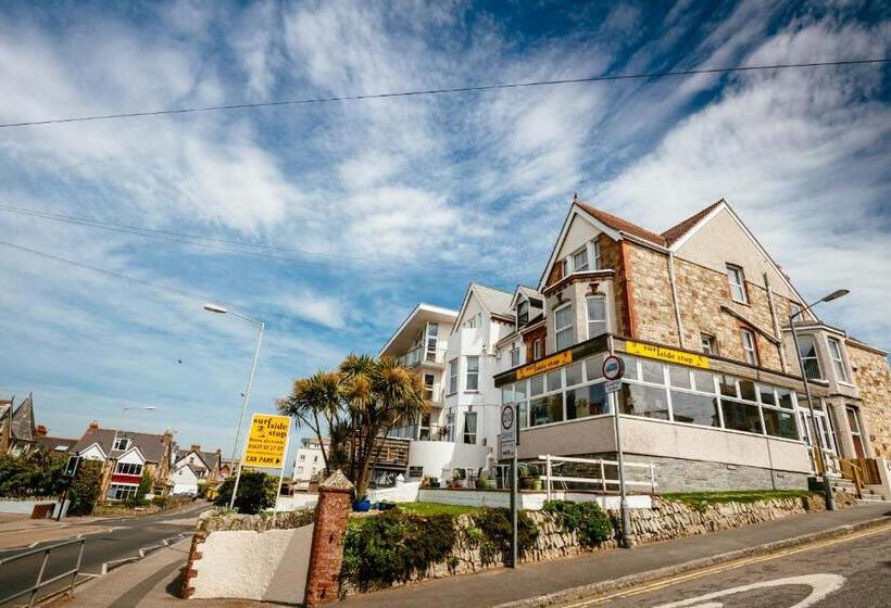 Общежитие Surfside Stop