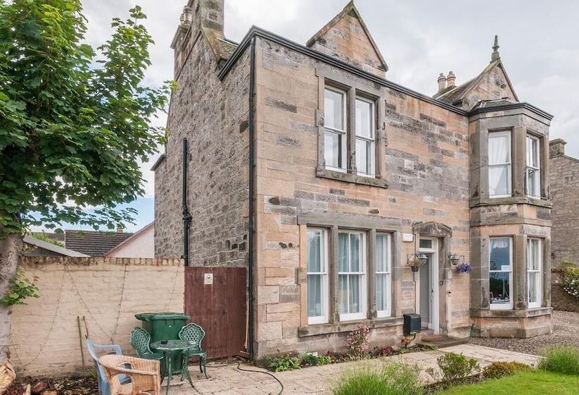 צימר Aynetree Guest House