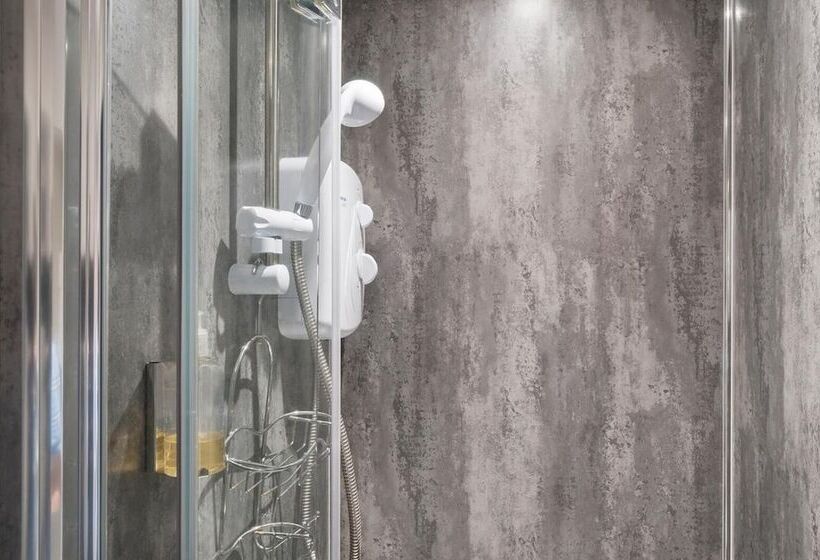 צימר Aynetree Guest House