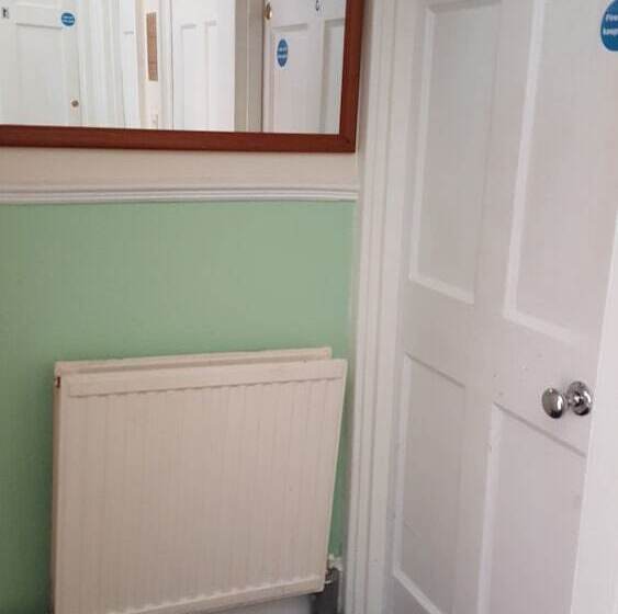 تختخواب و صبحانه Blossom Guesthouse