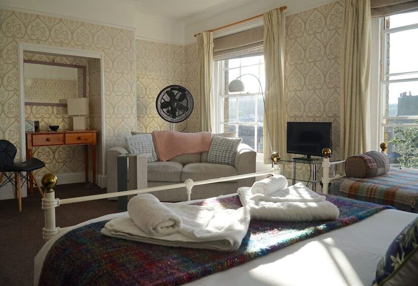 住宿加早餐  Castle House Guest House