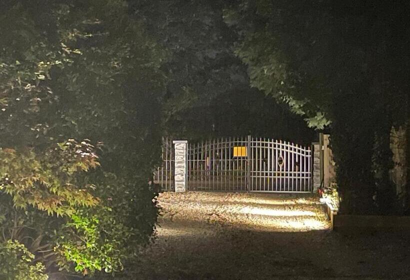 צימר Da Vinci Guest House & Guest Parking