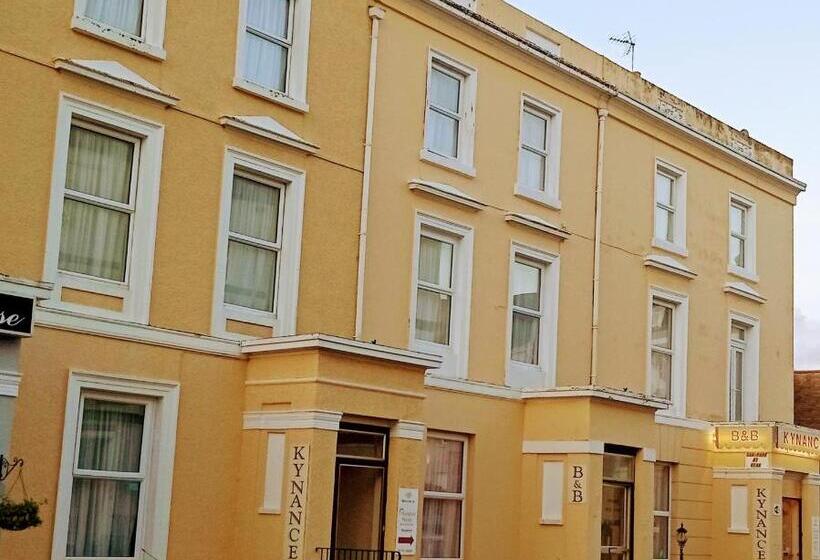 تختخواب و صبحانه The Kynance House On Plymouth Hoe ,26 Ensuite Rooms