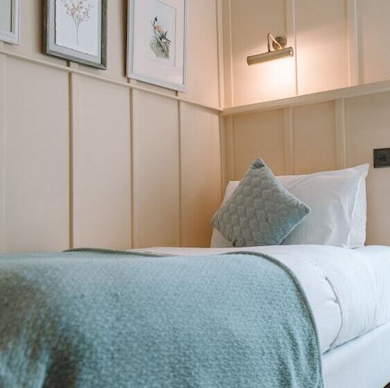 住宿加早餐  The Galaxie