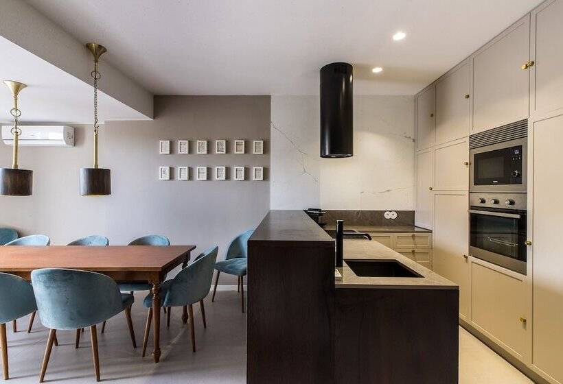 هاستل Gallery Townhouse & Home