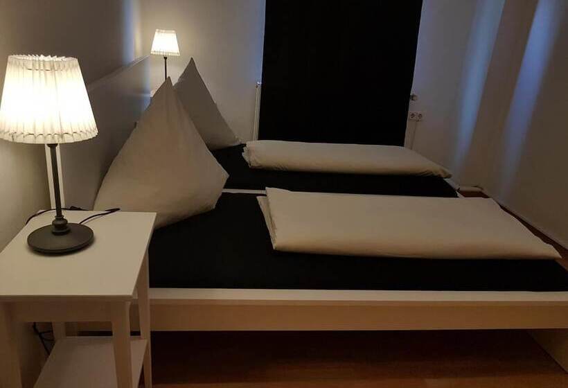 Хостел Shivas City Apart