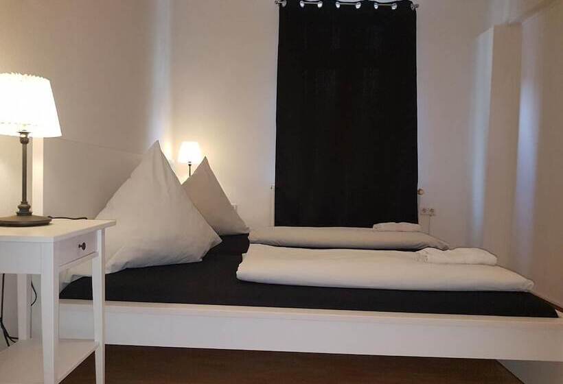 Хостел Shivas City Apart