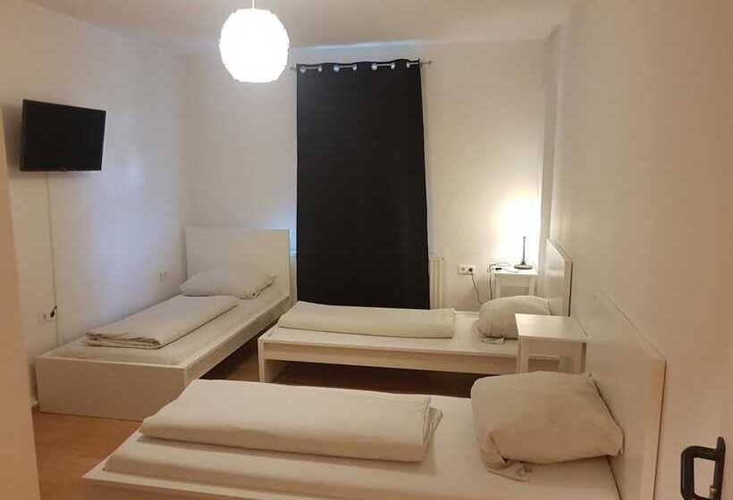 Хостел Shivas City Apart