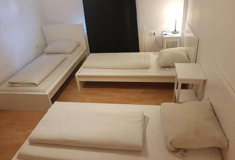 Хостел Shivas City Apart