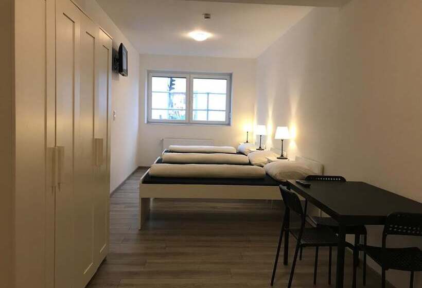 Хостел Shivas City Apart