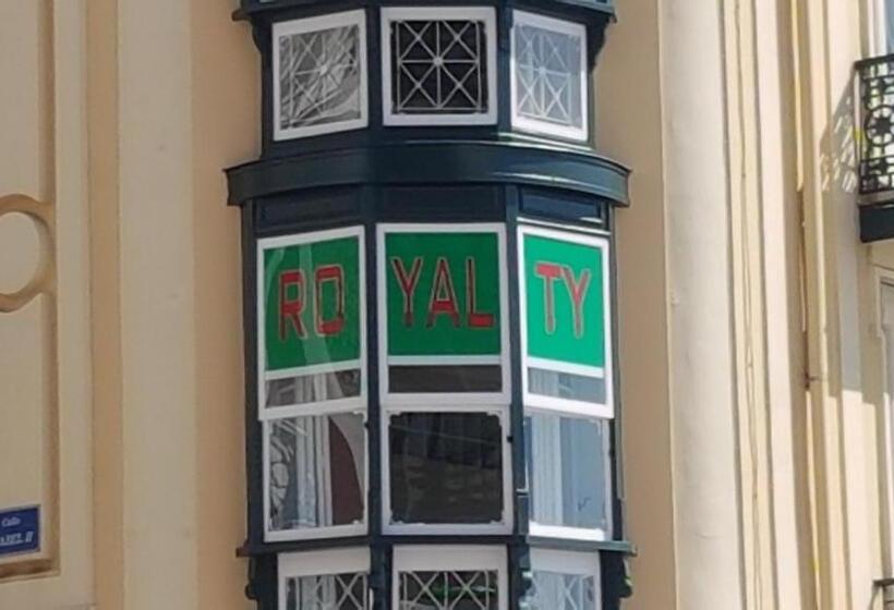 Hostel Royalty Albergue