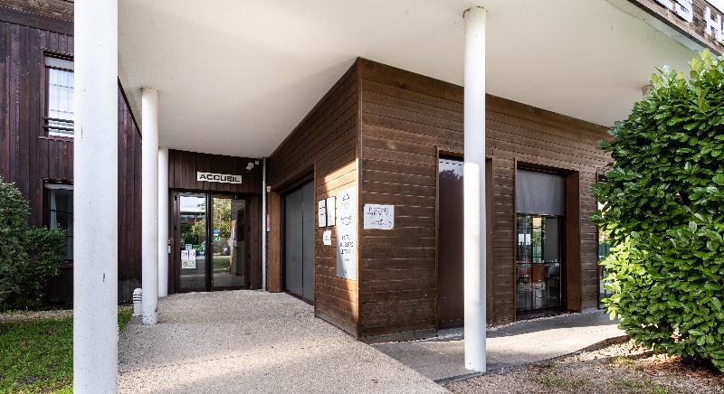 Отель All Suites Le Teich – Bassin D’arcachon