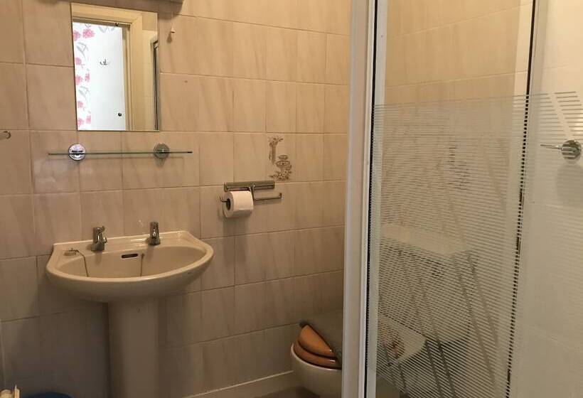 호텔 Andorra Guest Accommodation