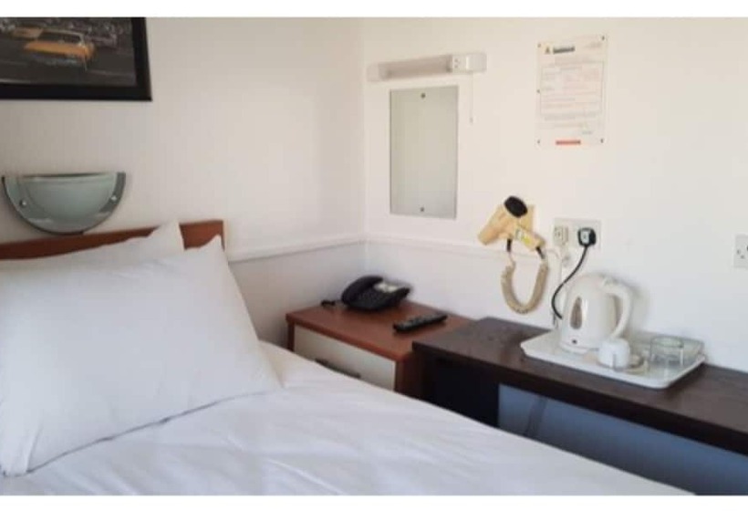 호텔 Andorra Guest Accommodation