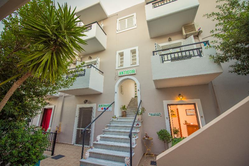 فندق Antigoni