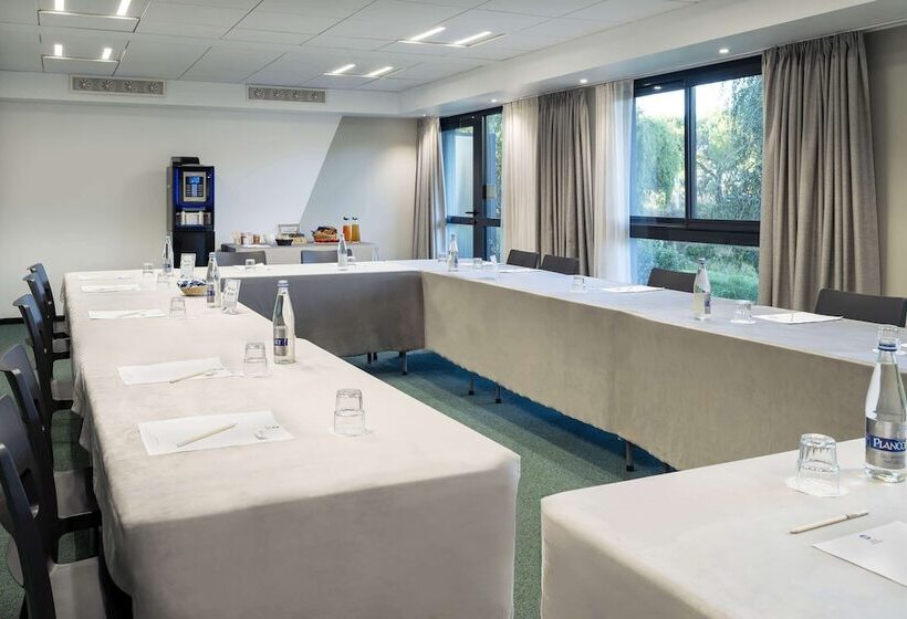 ホテル Best Western Les Aureliades