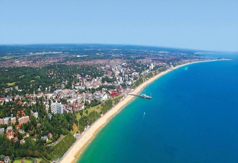 בית מלון כפרי Brooklands