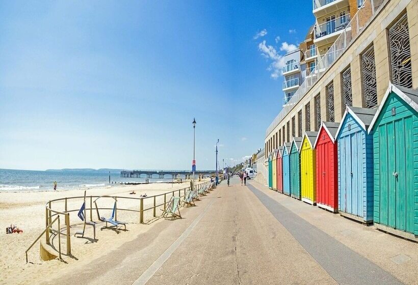 בית מלון כפרי Brooklands