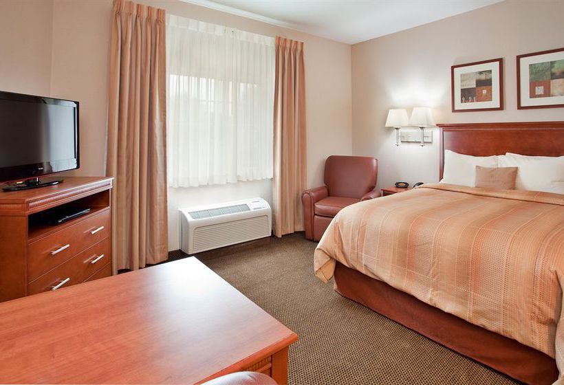 فندق Candlewood Suites Kansas City Airport