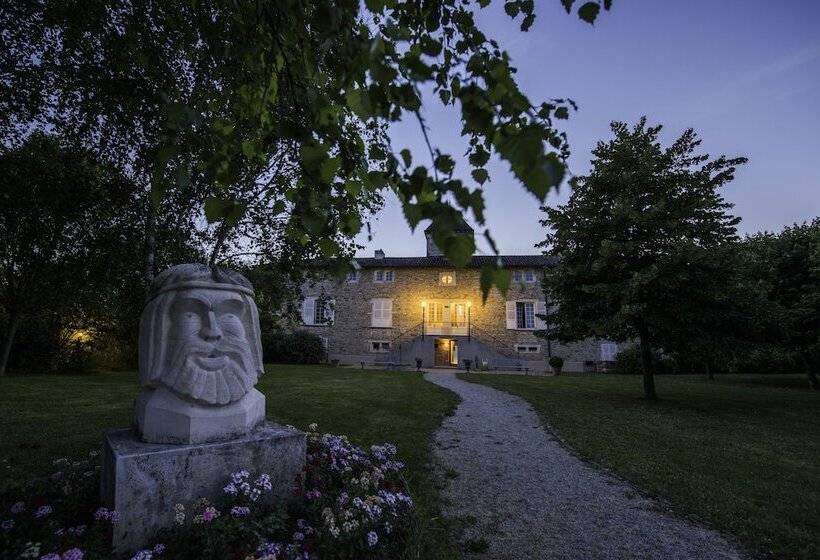 فندق Hôtel Restaurant Le Château De Besseuil, Mâcon Nord   Teritoria
