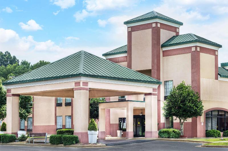 فندق Clarion Pointe South Boston  Danville East