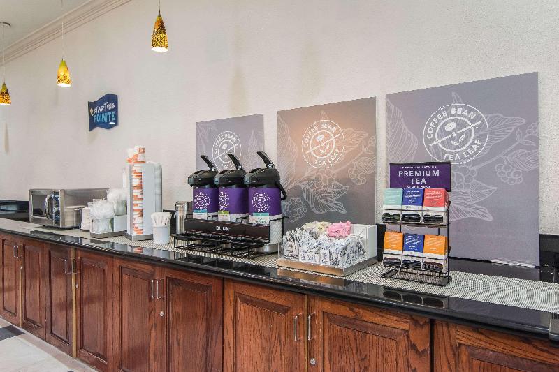 فندق Clarion Pointe South Boston  Danville East