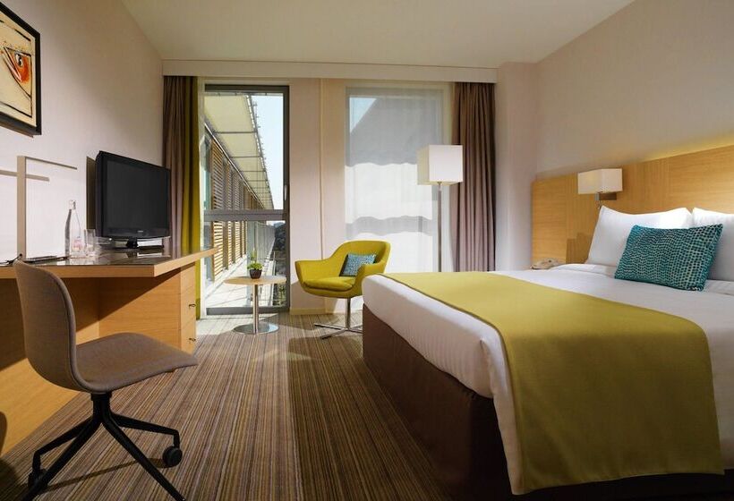 Отель Courtyard By Marriott Montpellier